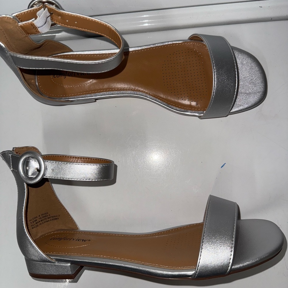 comfortview Women's Silver Heal Sandals